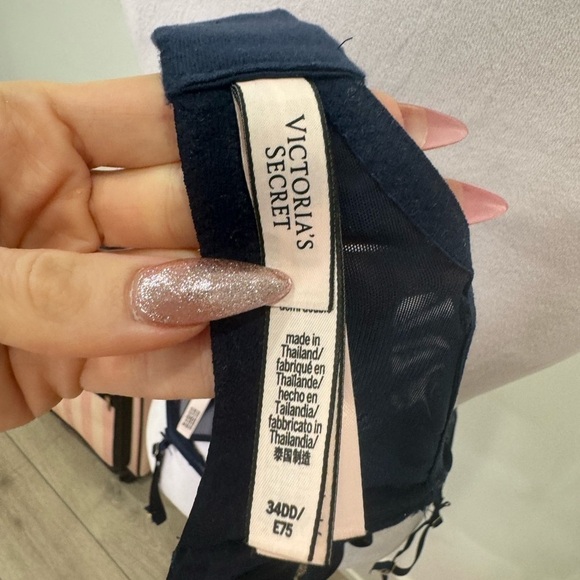 Victorias Secret jewel embroidery lingerie set πβ¨π - Picture 5 of 5